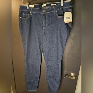 Plus size skinny dark jeans